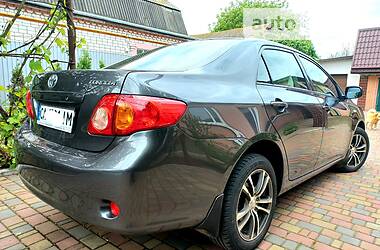 Седан Toyota Corolla 2009 в Умани