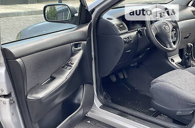 Универсал Toyota Corolla 2003 в 