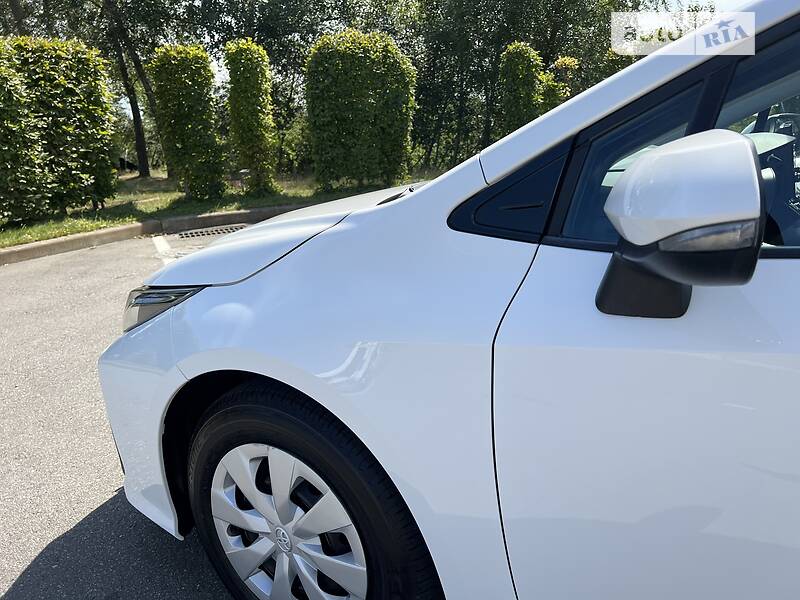 Седан Toyota Corolla 2020 в Киеве
