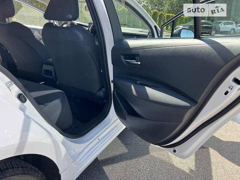 Седан Toyota Corolla 2020 в Киеве