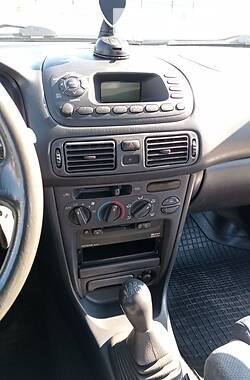 Седан Toyota Corolla 2000 в 
