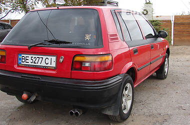 Хетчбек Toyota Corolla 1987 в 