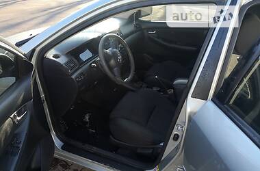 Хэтчбек Toyota Corolla 2005 в 