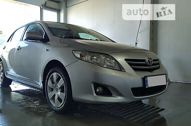 Седан Toyota Corolla 2008 в Тернополе