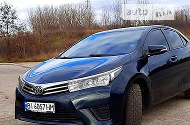 Седан Toyota Corolla 2013 в Харкові