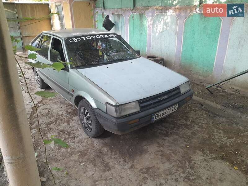 Хэтчбек Toyota Corolla 1988 в Березовке
