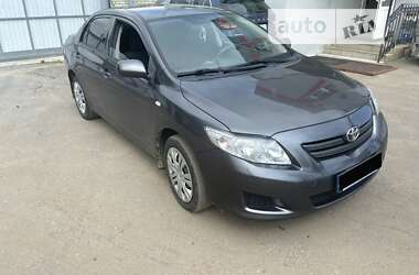 Седан Toyota Corolla 2009 в Львове