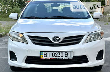 Седан Toyota Corolla 2010 в 