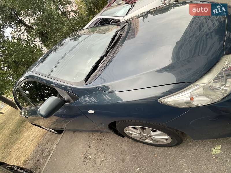 Седан Toyota Corolla 2008 в Києві фото Седан Toyota Corolla 2008 в Києві