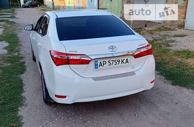 Седан Toyota Corolla 2013 в Томаковке