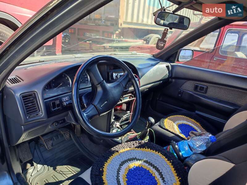 Ліфтбек Toyota Corolla 1989 в Чорноморську