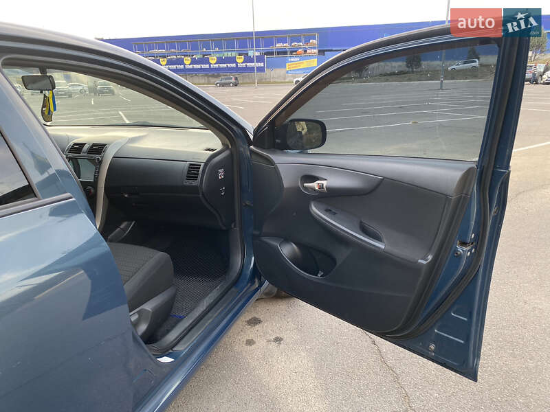 Седан Toyota Corolla 2008 в Вінниці
