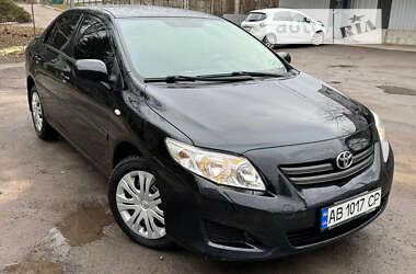 Седан Toyota Corolla 2009 в Виннице