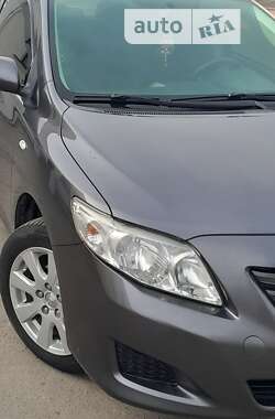 Седан Toyota Corolla 2008 в Шостці