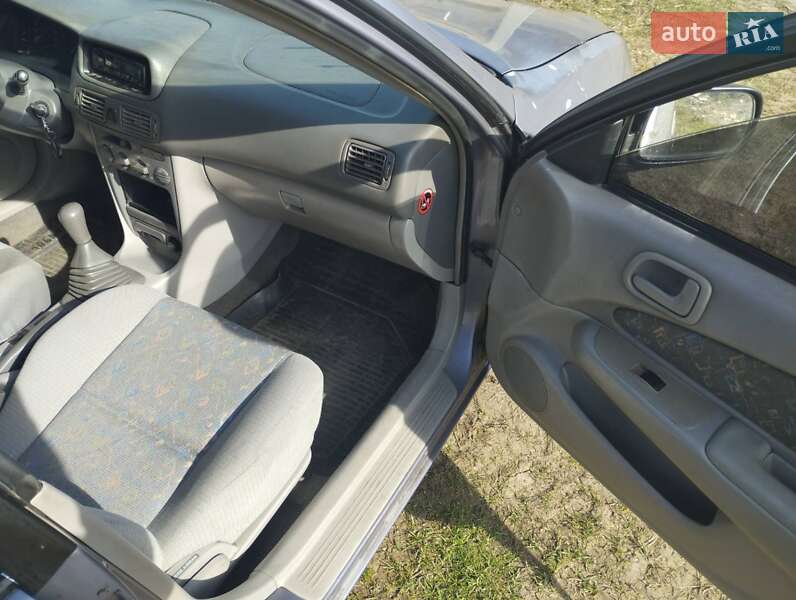 Хэтчбек Toyota Corolla 1998 в Одессе
