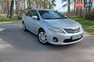 Седан Toyota Corolla 2011 в Житомире