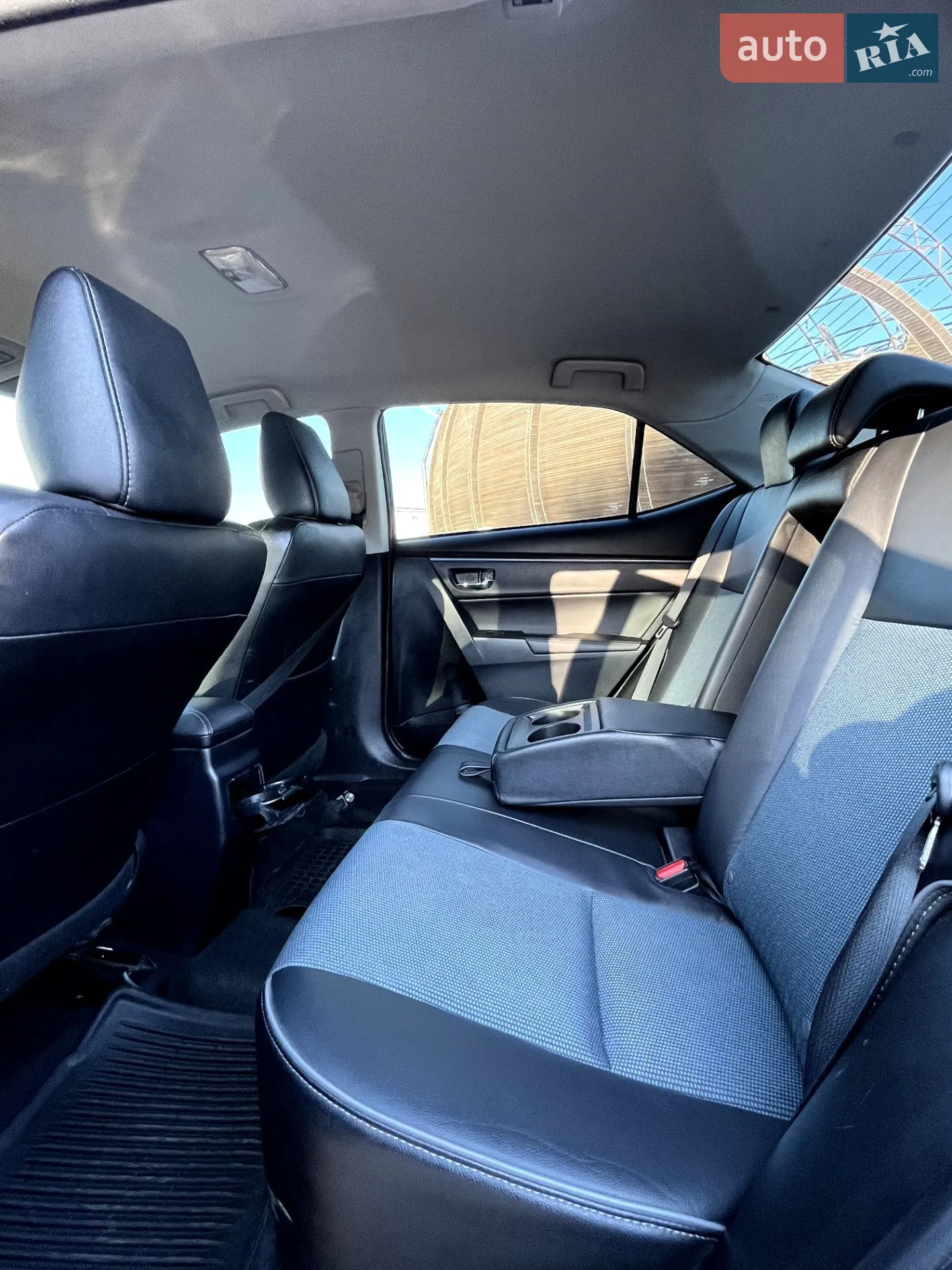 2016 Toyota Corolla - мініатюра 12