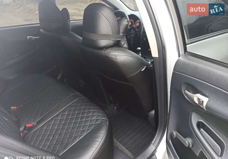 Седан Toyota Corolla 2010 в Краматорську