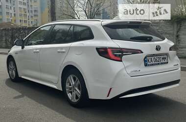Универсал Toyota Corolla 2021 в Киеве
