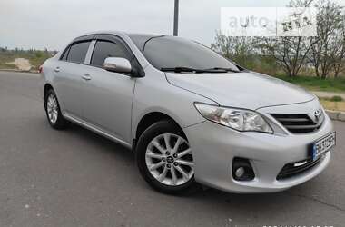 Седан Toyota Corolla 2012 в Николаеве