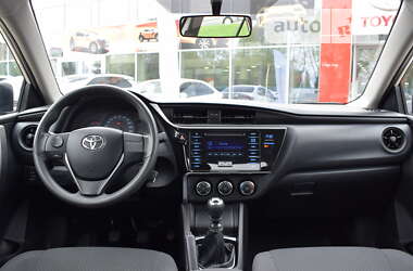 Седан Toyota Corolla 2017 в Житомирі