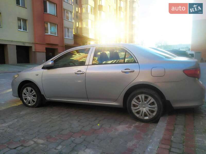 Седан Toyota Corolla 2007 в Тернополі