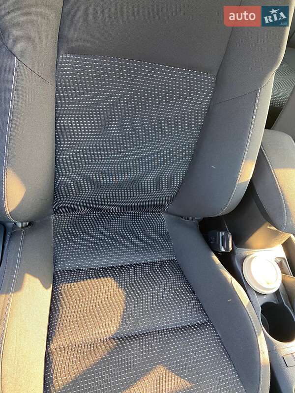 Хетчбек Toyota Corolla 2017 в Тернополі фото 3 Хетчбек Toyota Corolla 2017 в Тернополі