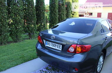 Седан Toyota Corolla 2010 в Подгайцах
