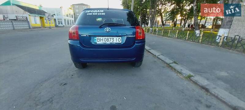 Хэтчбек Toyota Corolla 2006 в Подольске