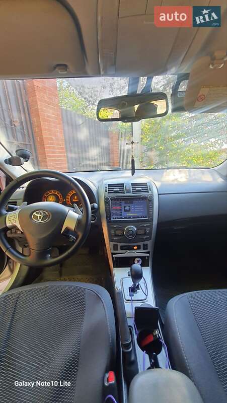 Седан Toyota Corolla 2008 в Херсоне