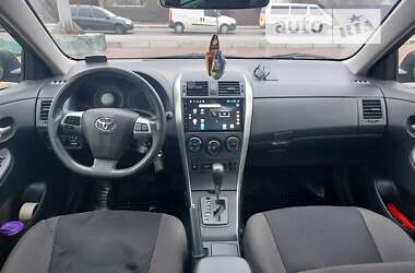 Седан Toyota Corolla 2013 в Чернігові