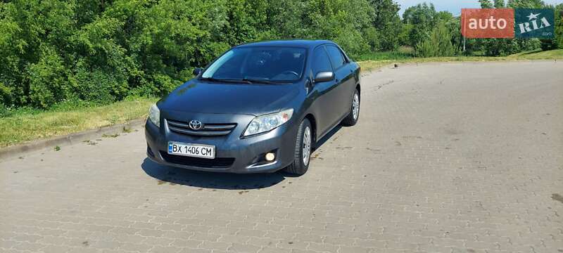 Седан Toyota Corolla 2008 в Бродах