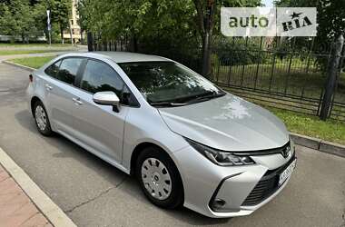 Седан Toyota Corolla 2019 в Полтаві