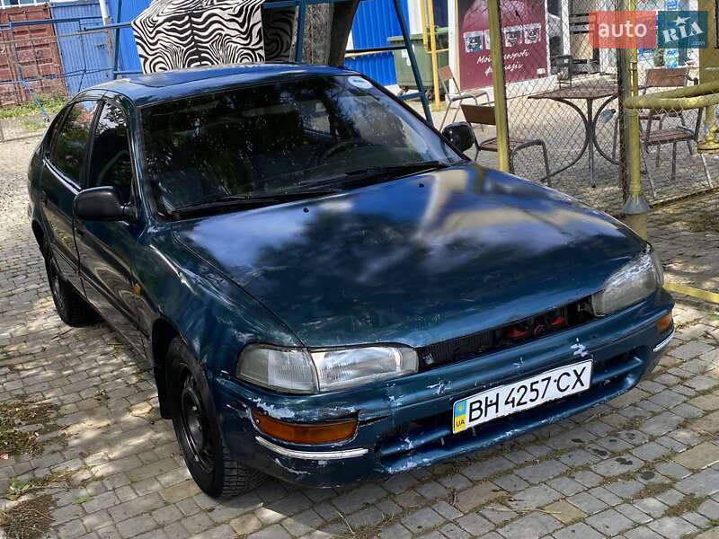 Седан Toyota Corolla 1996 в Одессе