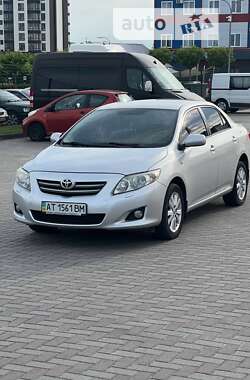 Седан Toyota Corolla 2008 в Городку