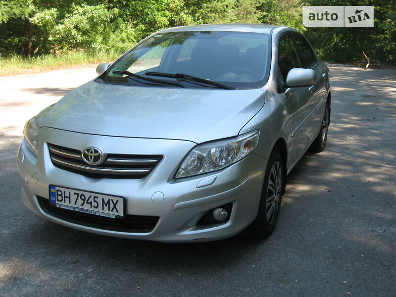 Седан Toyota Corolla 2007 в Киеве