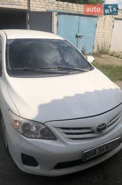 Седан Toyota Corolla 2011 в  фото 2 Седан Toyota Corolla 2011 в