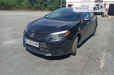 Седан Toyota Corolla 2014 в Киеве