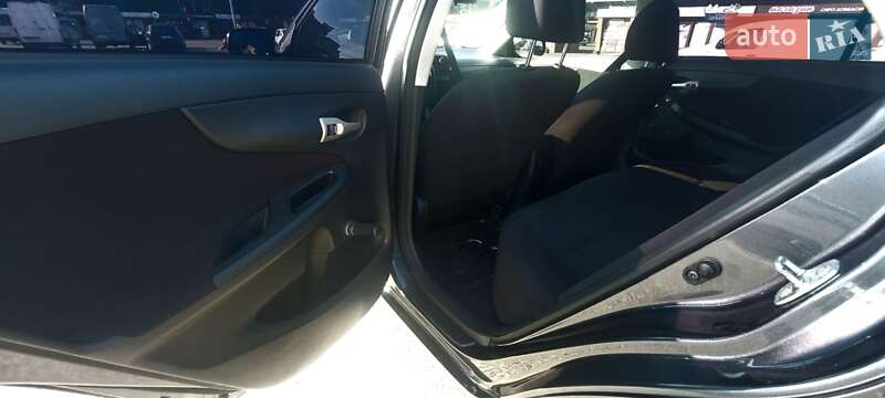 Седан Toyota Corolla 2007 в Рівному