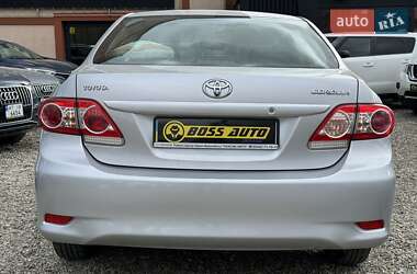 Седан Toyota Corolla 2010 в 