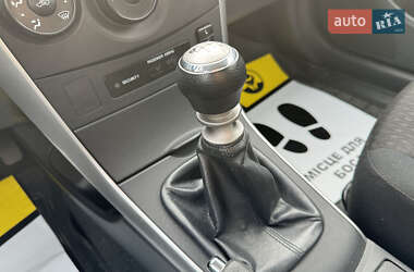 Седан Toyota Corolla 2010 в 