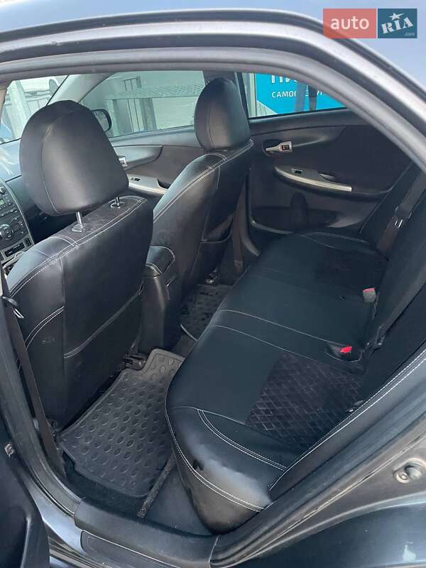 Седан Toyota Corolla 2008 в Запоріжжі