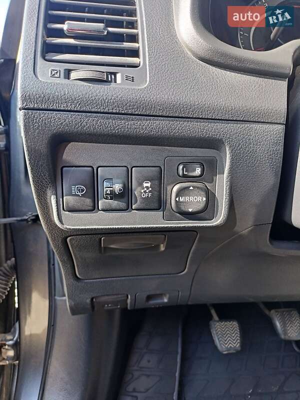 Седан Toyota Corolla 2008 в Виннице