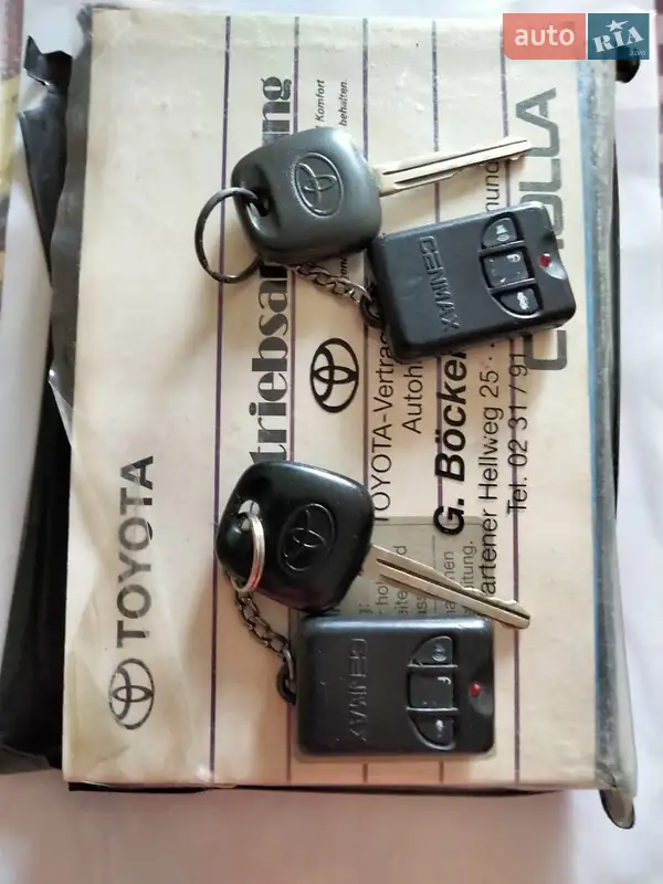 Хэтчбек Toyota Corolla 1995 в Березовке документ