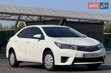 Седан Toyota Corolla 2014 в Запоріжжі