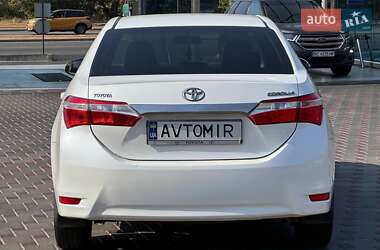 Седан Toyota Corolla 2014 в Запоріжжі