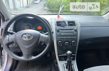 Седан Toyota Corolla 2008 в Харкові