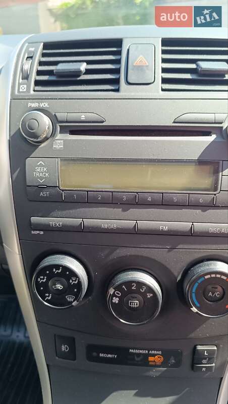 Седан Toyota Corolla 2010 в Одесі