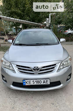 Седан Toyota Corolla 2011 в Днепре