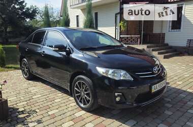 Седан Toyota Corolla 2011 в Києві